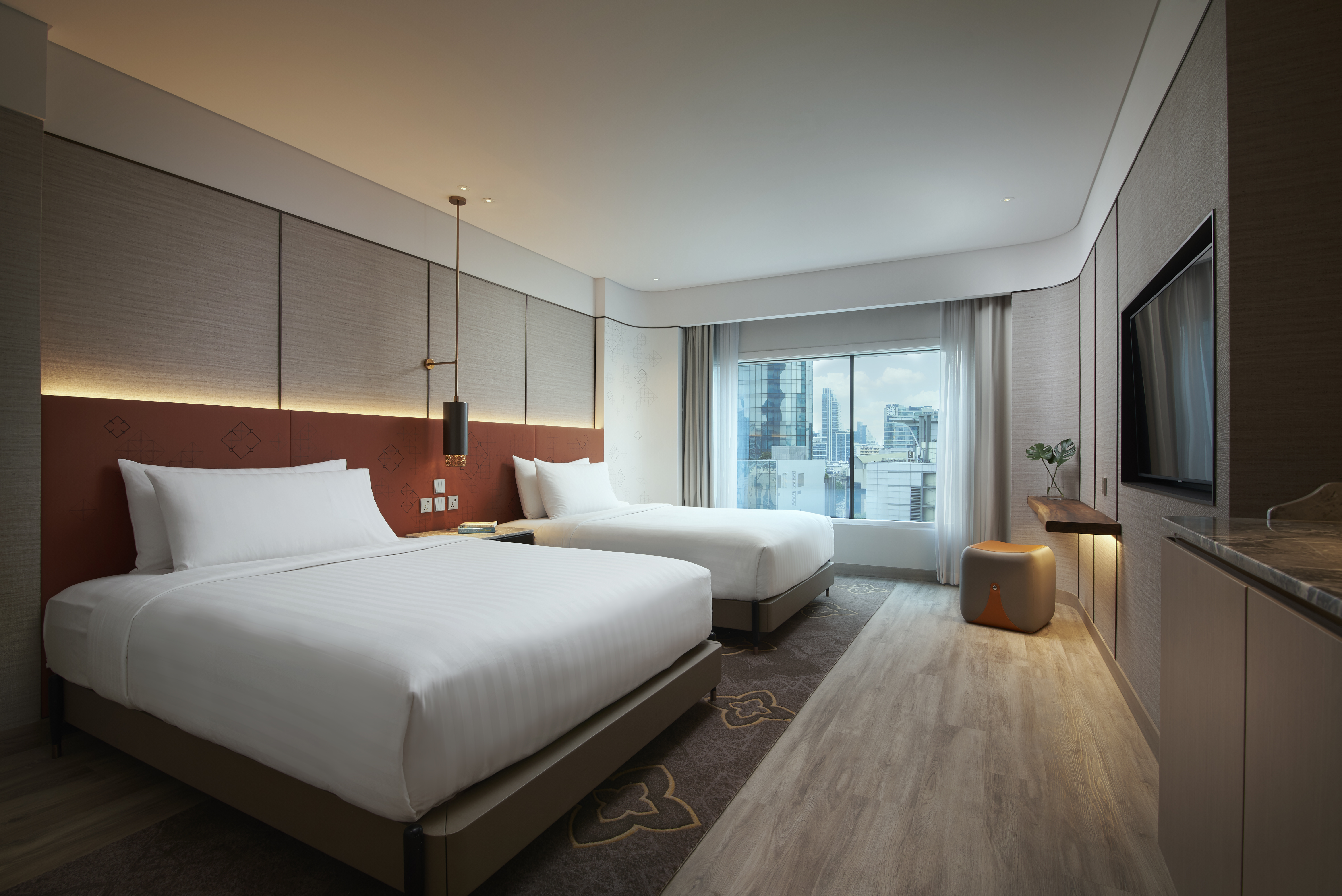 Premier Twin room with city view