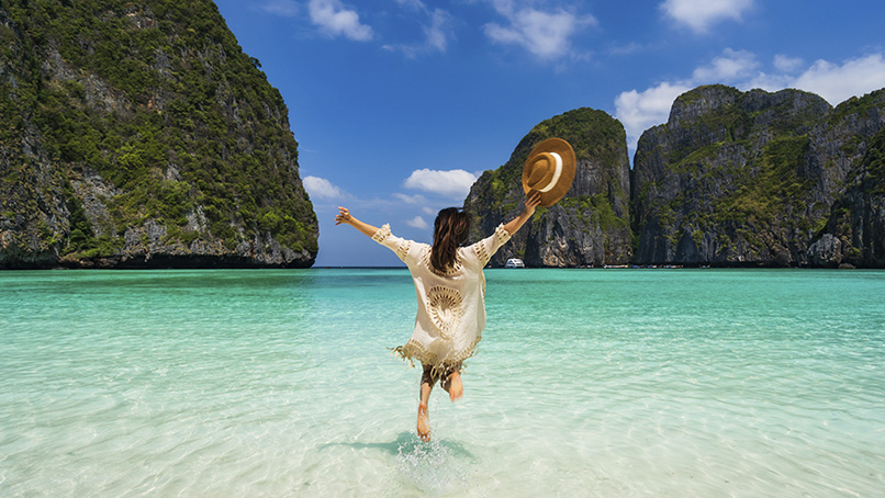 Sightseeing in Phi Phi Island