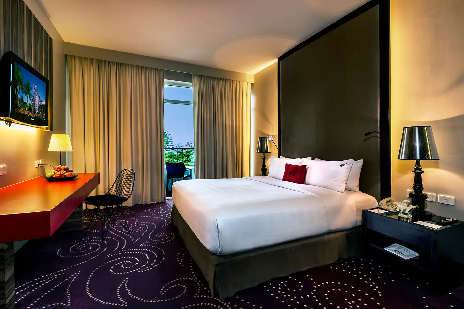 Deluxe city view room