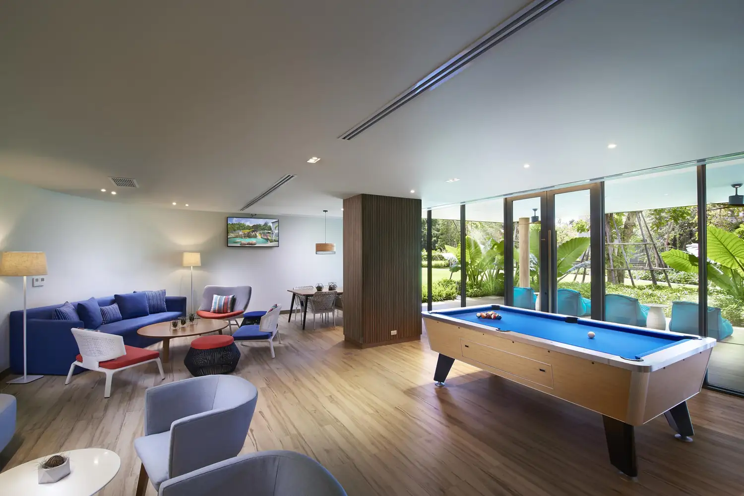 Chill lounge and games room