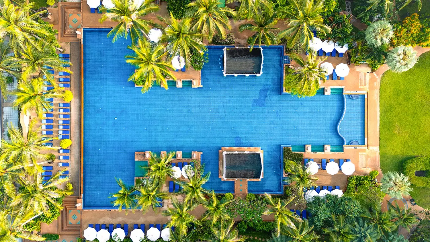 Main pool from directly overhead